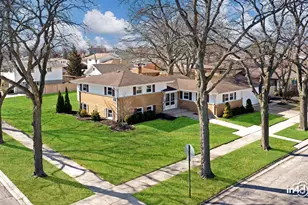 7731 Maple St, Morton Grove, IL 60053 - Photo 1