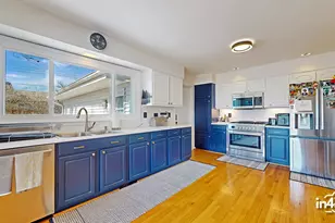 7731 Maple St, Morton Grove, IL 60053 - Photo 5