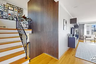 7731 Maple St, Morton Grove, IL 60053 - Photo 11