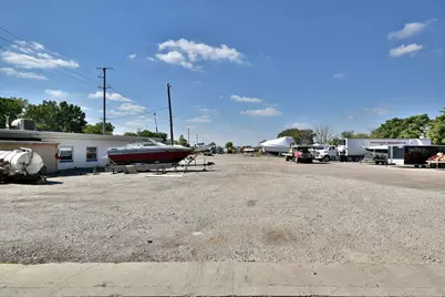 5700 W 41st Street, Forest View, IL 60402 - Photo 21