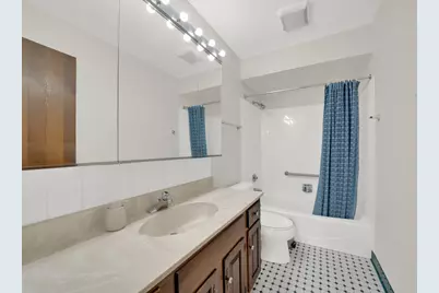 601 Lake Hinsdale Drive #301, Willowbrook, IL 60527 - Photo 13