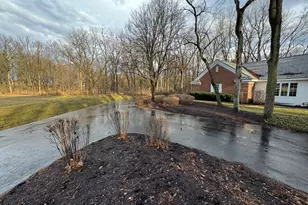 83 Oak Creek Dr, Yorkville, IL 60560 - Photo 7