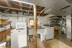 2646 N Mont Clare Ave, Chicago, IL 60707 - Photo 23