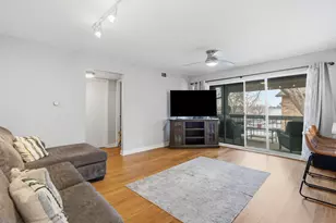 7505 175th St, Tinley Park, IL 60477 - Photo 11