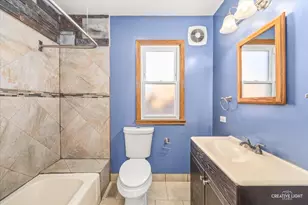 28W608 Ray St, Warrenville, IL 60555 - Photo 5