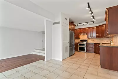 3200 N Lake Shore Drive #307, Chicago, IL 60657 - Photo 11