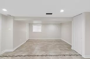 7501 S Morgan St, Chicago, IL 60619 - Photo 23