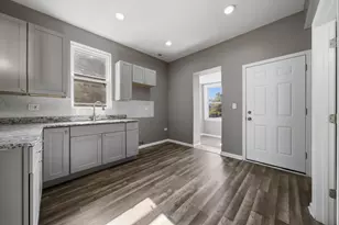 2812 S Trumbull Ave, Chicago, IL 60623 - Photo 21