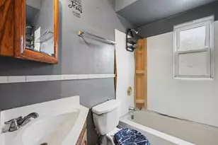 219 154th Pl, Calumet City, IL 60409 - Photo 11