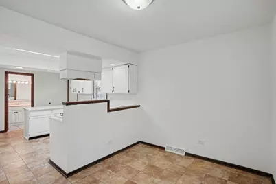 3351 171st Street, Lansing, IL 60438 - Photo 7