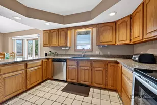 1898 Delmar Dr, Freeport, IL 61032 - Photo 7