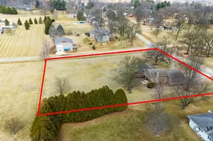 1898 Delmar Dr, Freeport, IL 61032 - Photo 33