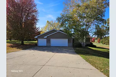 1898 Delmar Drive, Freeport, IL 61032 - Photo 43