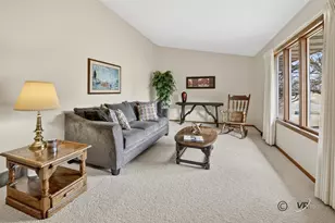 1898 Delmar Dr, Freeport, IL 61032 - Photo 3