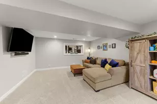 714 E Emerson Ave, Lombard, IL 60148 - Photo 11