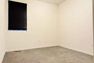 810 Four Seasons Blvd, Aurora, IL 60504 - Photo 13