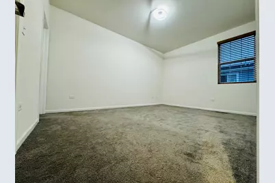 810 Four Seasons Boulevard, Aurora, IL 60504 - Photo 9