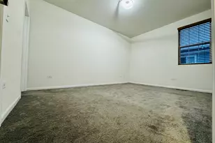 810 Four Seasons Blvd, Aurora, IL 60504 - Photo 9