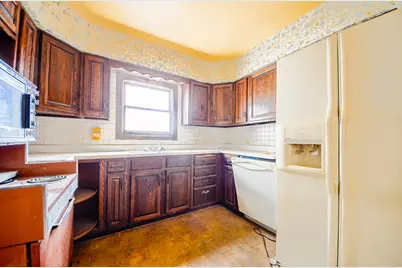 7333 W Foster Avenue, Harwood Heights, IL 60706 - Photo 7