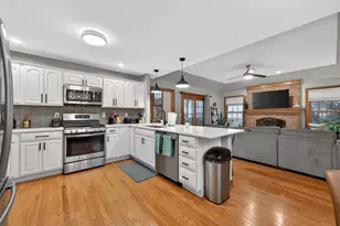 1411 Windfield Dr, Sycamore, IL 60178 - Photo 19