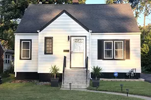 17917 Lorenz Ave, Lansing, IL 60438 - Photo 1