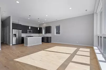 2528 W Addison Street #2E, Chicago, IL 60618 - Photo 5