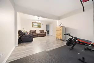 1803 Dumont Ln, Schaumburg, IL 60194 - Photo 3