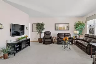 21140 W Braxton Ln, Plainfield, IL 60544 - Photo 5