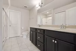 901 Times Square Dr, Aurora, IL 60504 - Photo 17