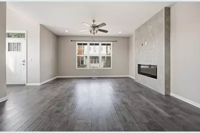 901 Times Square Drive, Aurora, IL 60504 - Photo 5