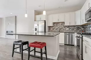 901 Times Square Dr, Aurora, IL 60504 - Photo 11