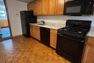 630 W Patterson Ave, Chicago, IL 60613 - Photo 7