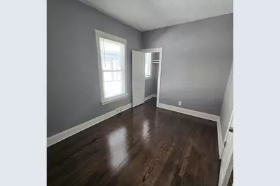 11250 S Parnell Avenue, Chicago, IL 60628 - Photo 7