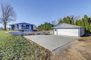 320 10th St, Fulton, IL 61252 - Photo 19