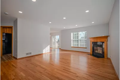 2487 Amber Lane, Elgin, IL 60123 - Photo 3