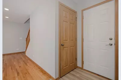 2487 Amber Lane, Elgin, IL 60123 - Photo 9