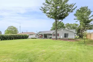 533 Bethany Rd, Sycamore, IL 60178 - Photo 37