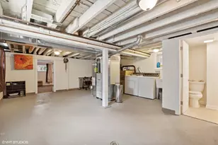 2759 W Francis Pl, Chicago, IL 60647 - Photo 17