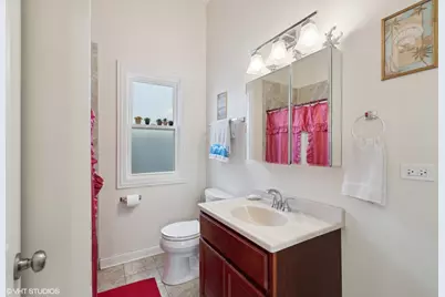 2759 W Francis Place, Chicago, IL 60647 - Photo 15