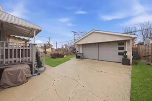 8213 S Kildare Ave, Chicago, IL 60652 - Photo 39