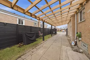 8213 S Kildare Ave, Chicago, IL 60652 - Photo 35