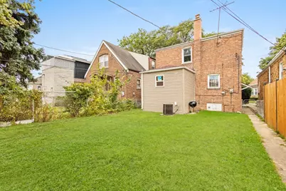 10231 S Rhodes Avenue, Chicago, IL 60628 - Photo 25