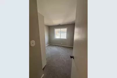 209 Bunker Hill Drive, Bolingbrook, IL 60440 - Photo 9