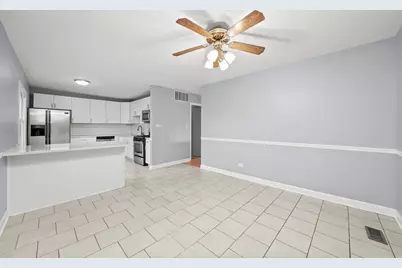 8218 N Carrolton Court, Hanover Park, IL 60133 - Photo 7