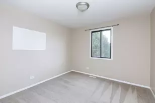 3920 Shoreline Dr, Hanover Park, IL 60133 - Photo 13