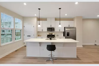 155 Canterbury Way, Lake Zurich, IL 60047 - Photo 7