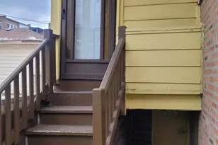 7639 S Cornell Ave, Chicago, IL 60649 - Photo 3