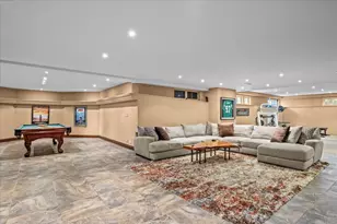 2220 Churchill Cir, Libertyville, IL 60048 - Photo 47