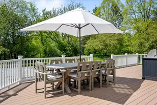 2220 Churchill Cir, Libertyville, IL 60048 - Photo 57