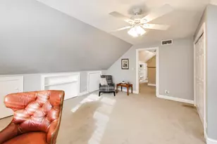 277 E Oneida Ave, Elmhurst, IL 60126 - Photo 27